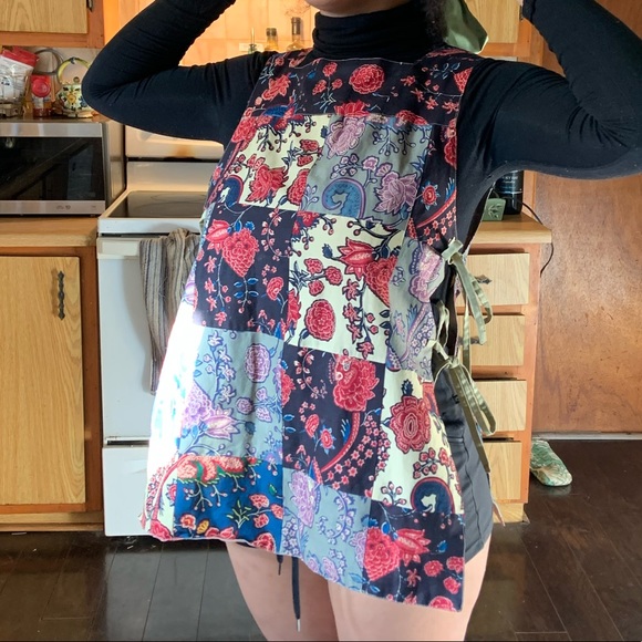 Handmade patchwork smock / apron - Picture 2 of 3